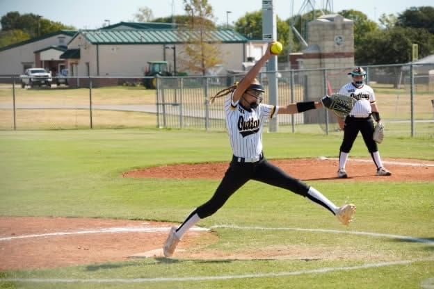 Customer photo review of NEO Softball Fielder's Mask