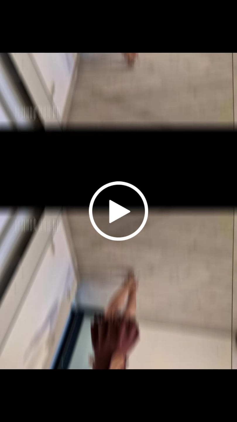 Customer video review of Rochie Berin scurta in clos cu dantela la maneci si volan