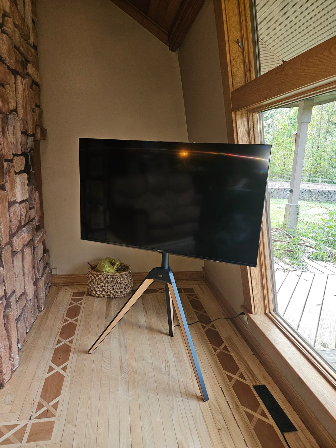 Customer photo review of Picasso FT65 TV Stand