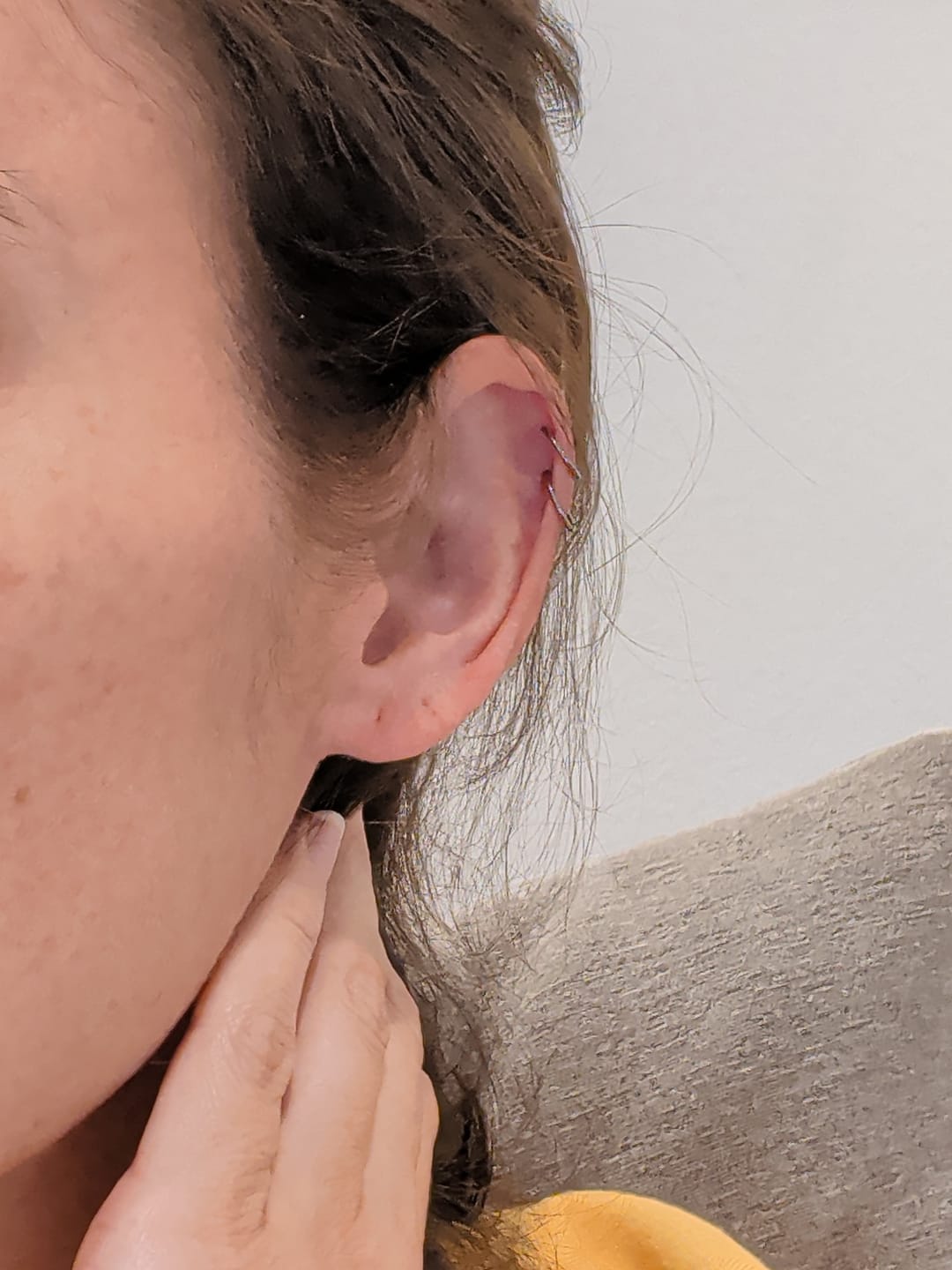 Customer photo review of Plain Halobes Clicker Hoop 16g, 18g, 20g