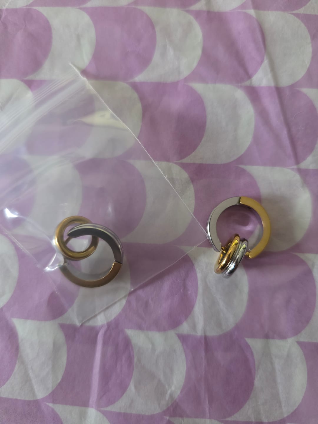 Customer photo review of Aretes Noa
