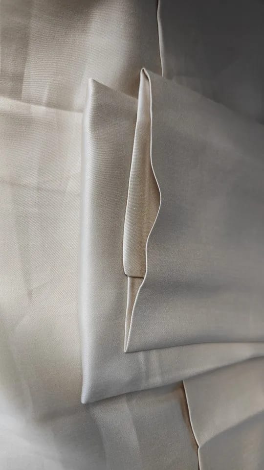 Customer photo review of Funda de Almohada de Seda