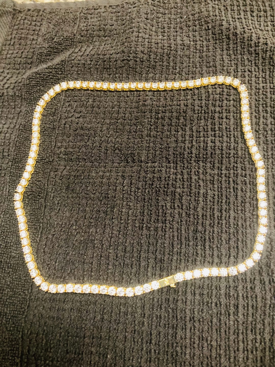 Customer photo review of 4.5mm Tennis Chain - Gold