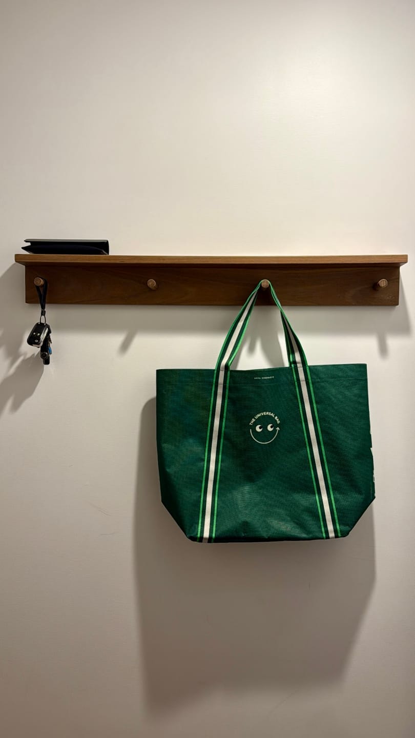 Customer photo review of Peggy Shelf
