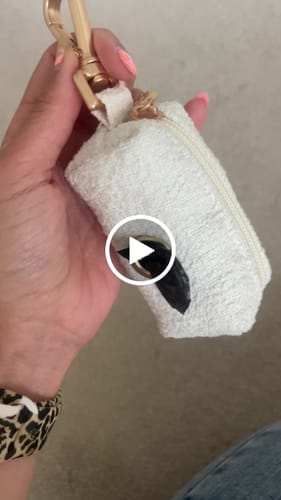 Customer video review of Marshmallow┃Bouclé Poop Bag Holder