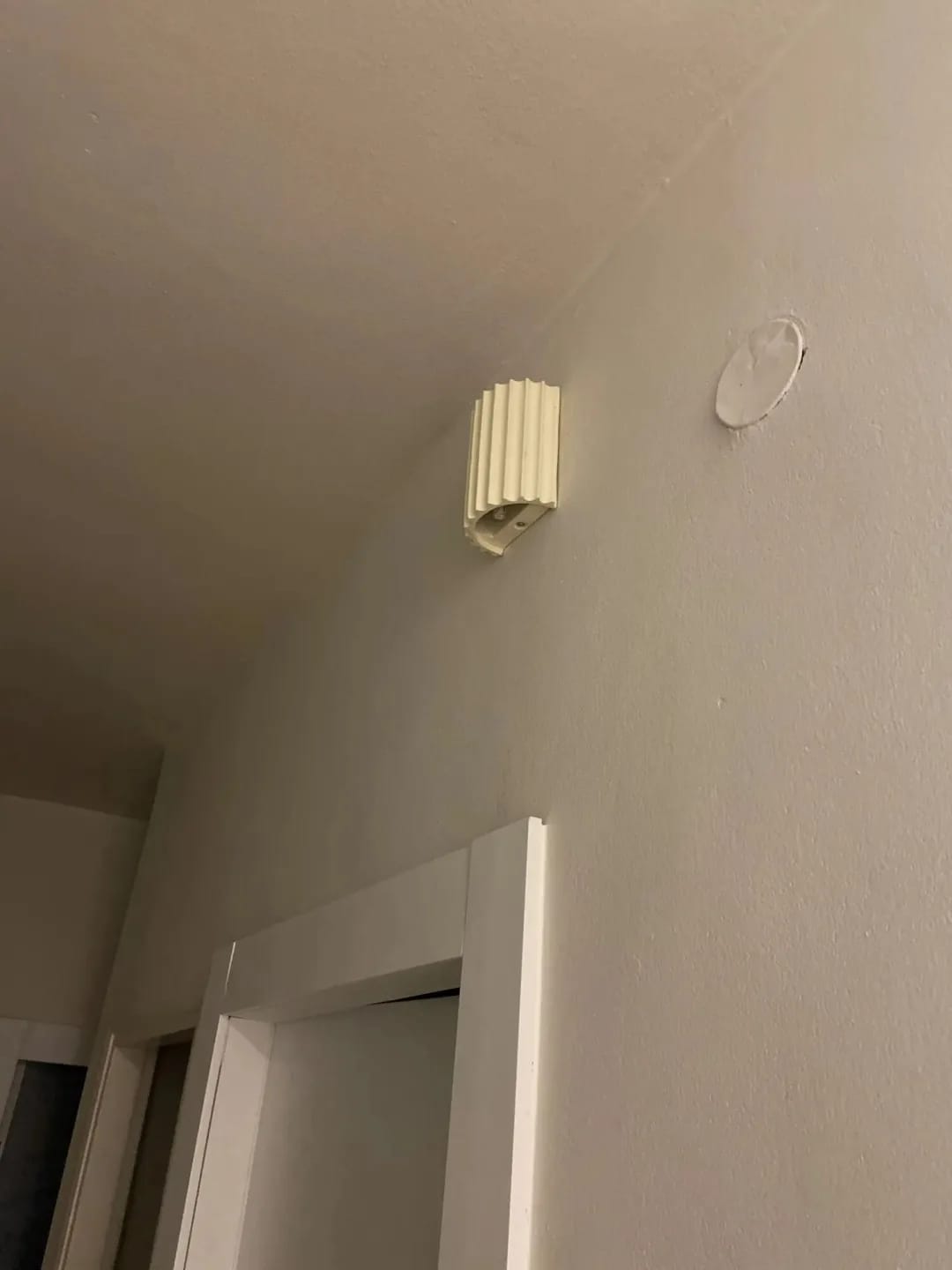 Customer photo review of Green Wall Light for Living Room, Fluted Textured Surface, 14 cm