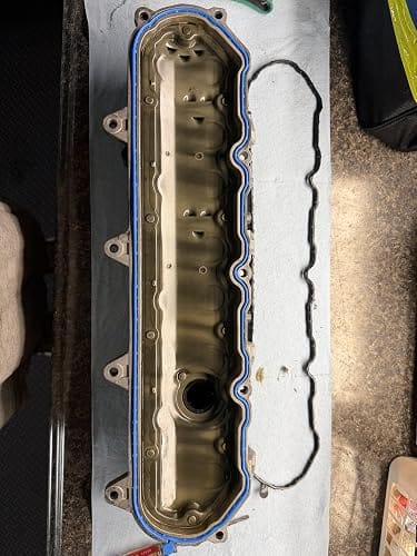 Customer photo review of Valve Cover Gasket VS50907R Fit for 2014-2022 Chevy Silverado Tahoe 5.3L 6.2L