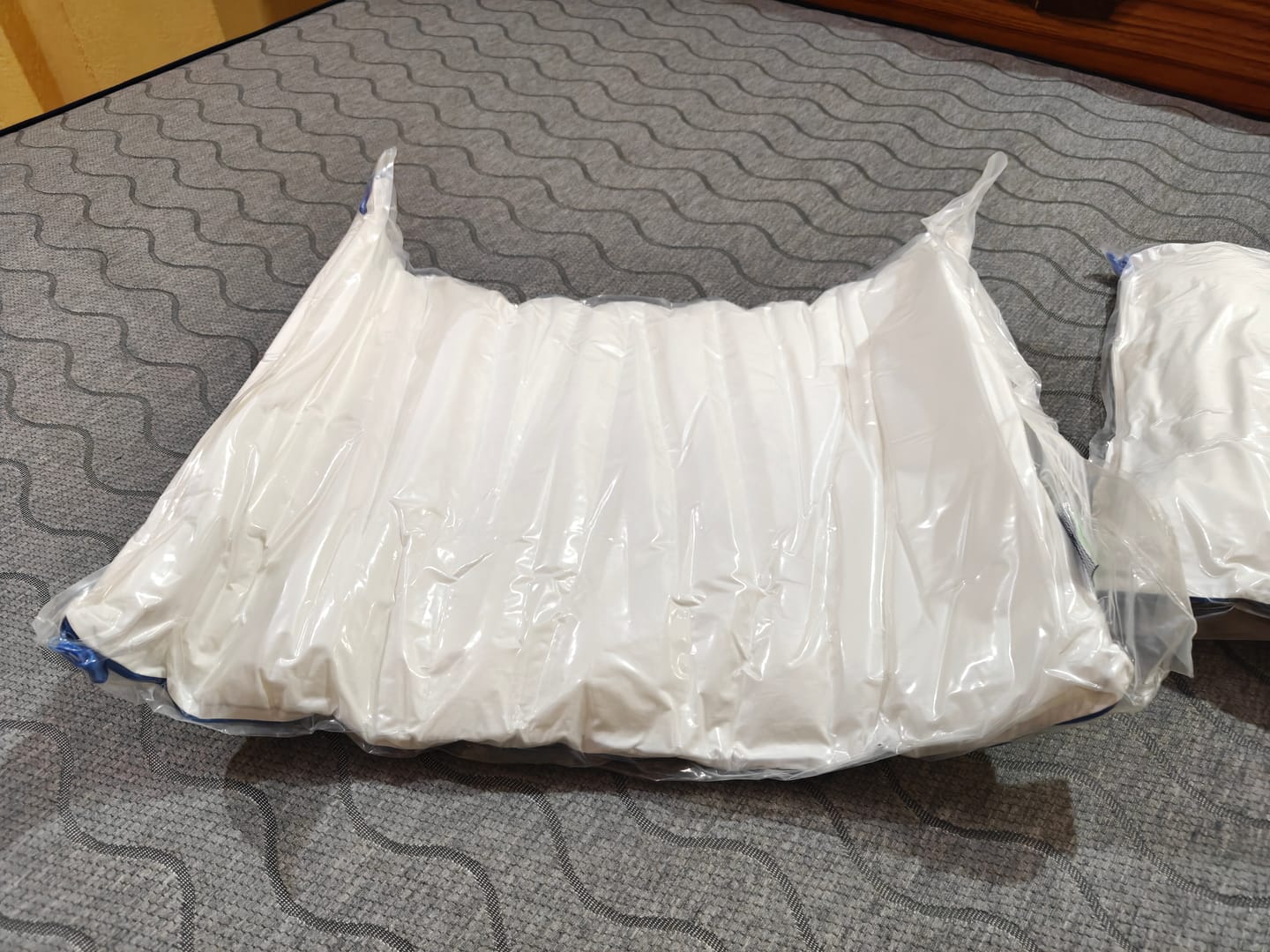 Customer photo review of Flo Adjustable Pillow (Fibre)