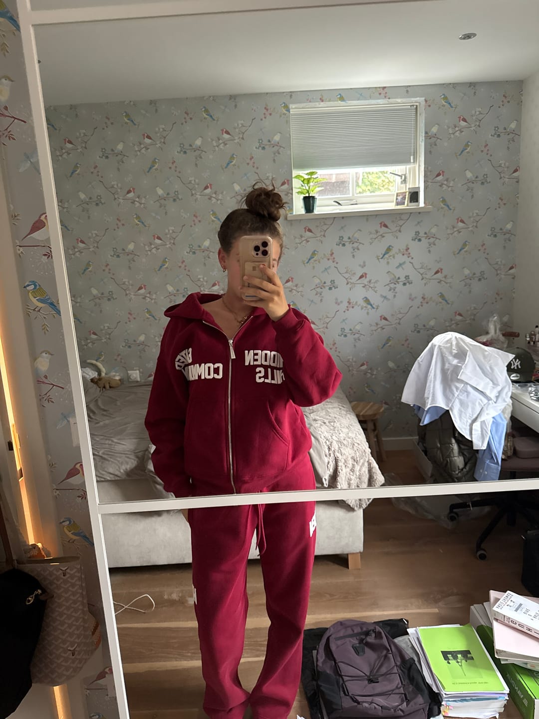 Customer photo review of GATED COMMUNITY ZIP HOODIE BURGUNDY