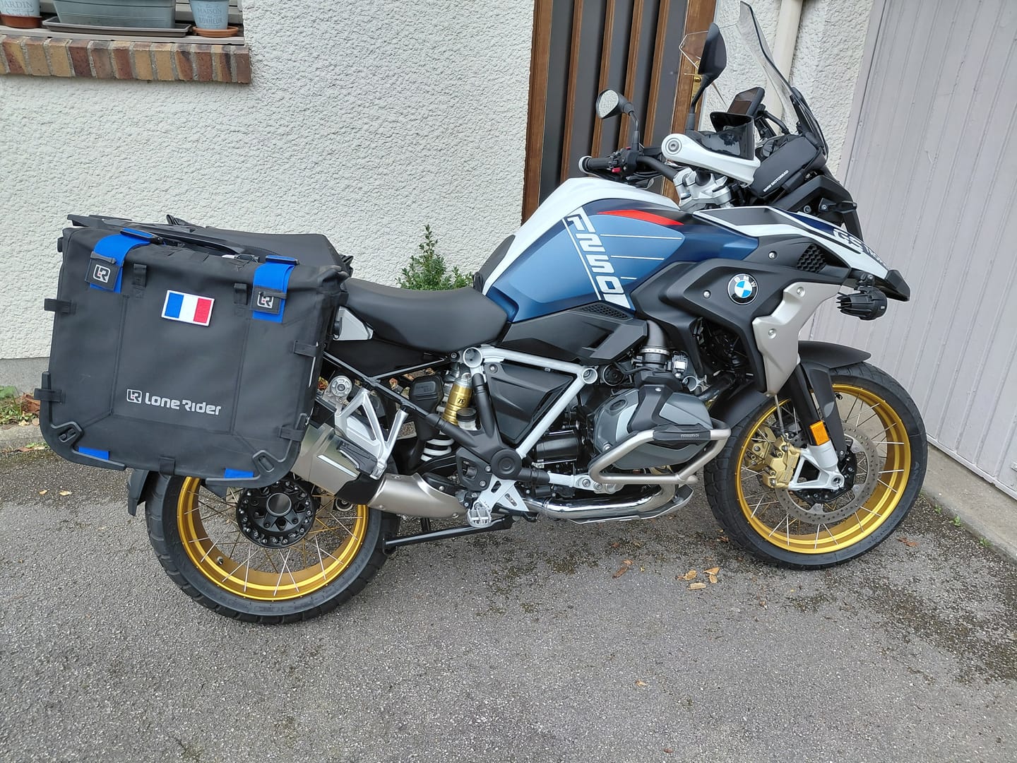 Customer photo review of Color Straps for MotoBags