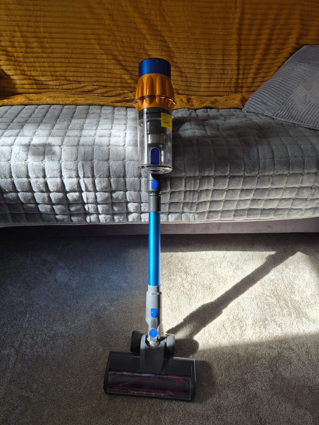 Customer photo review of Dripl UltraVac Akku-Staubsauger