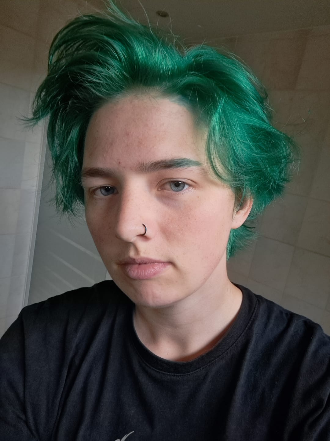 Customer photo review of Mattie Emerald Green - Vegan Semi-Permanent Direct Dye Hair Color Cream 210 ml