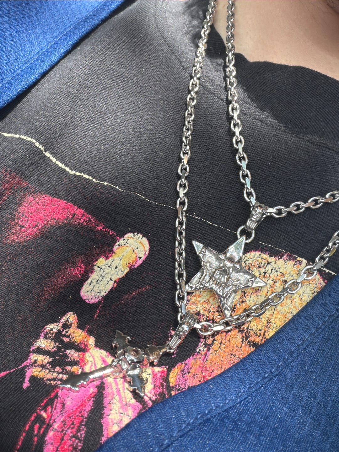 Customer photo review of SKAR PENDANT