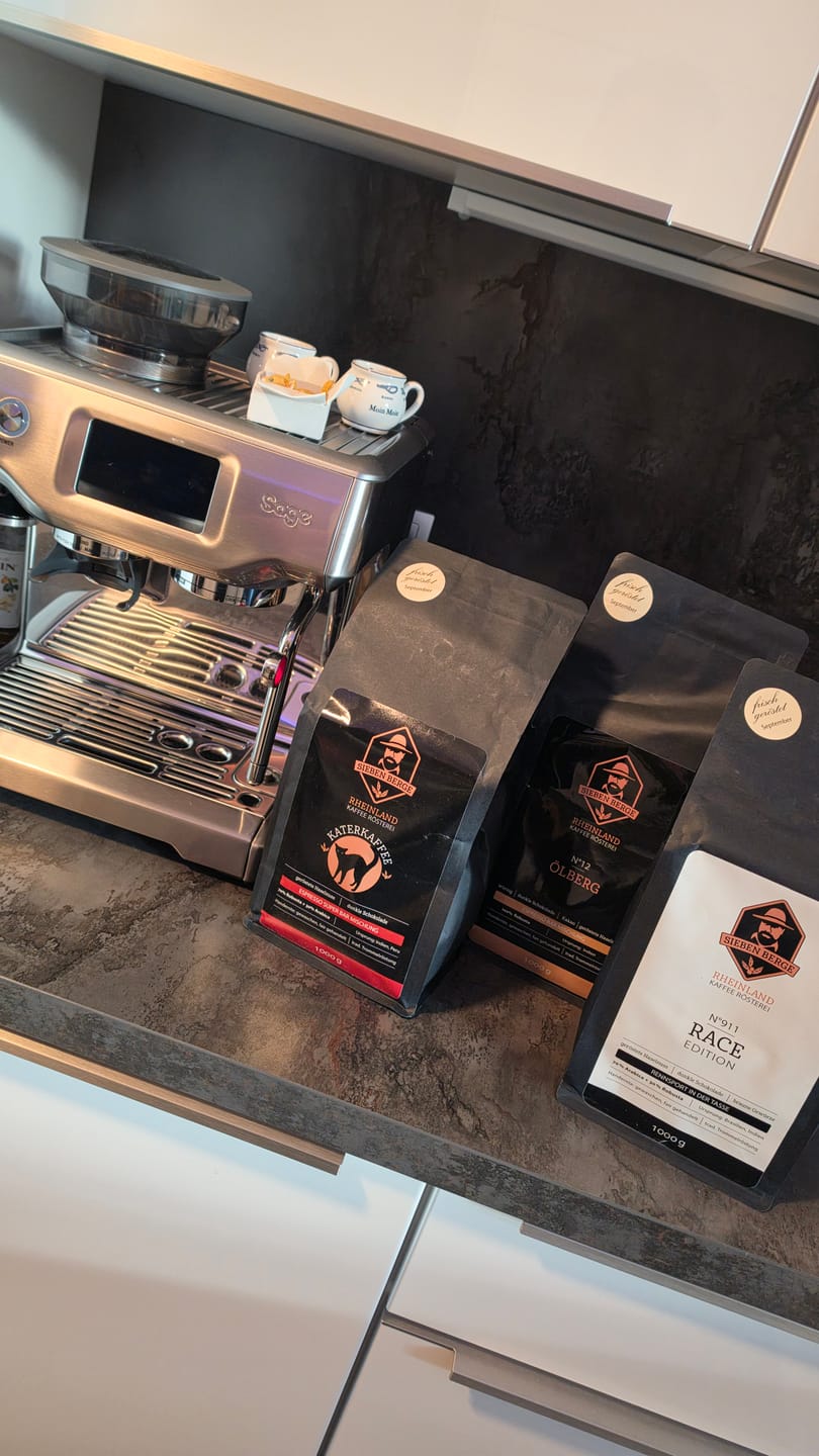 Customer photo review of Entdecke vier einzigartige Röstungen – Espresso Probierpaket 4x 250g