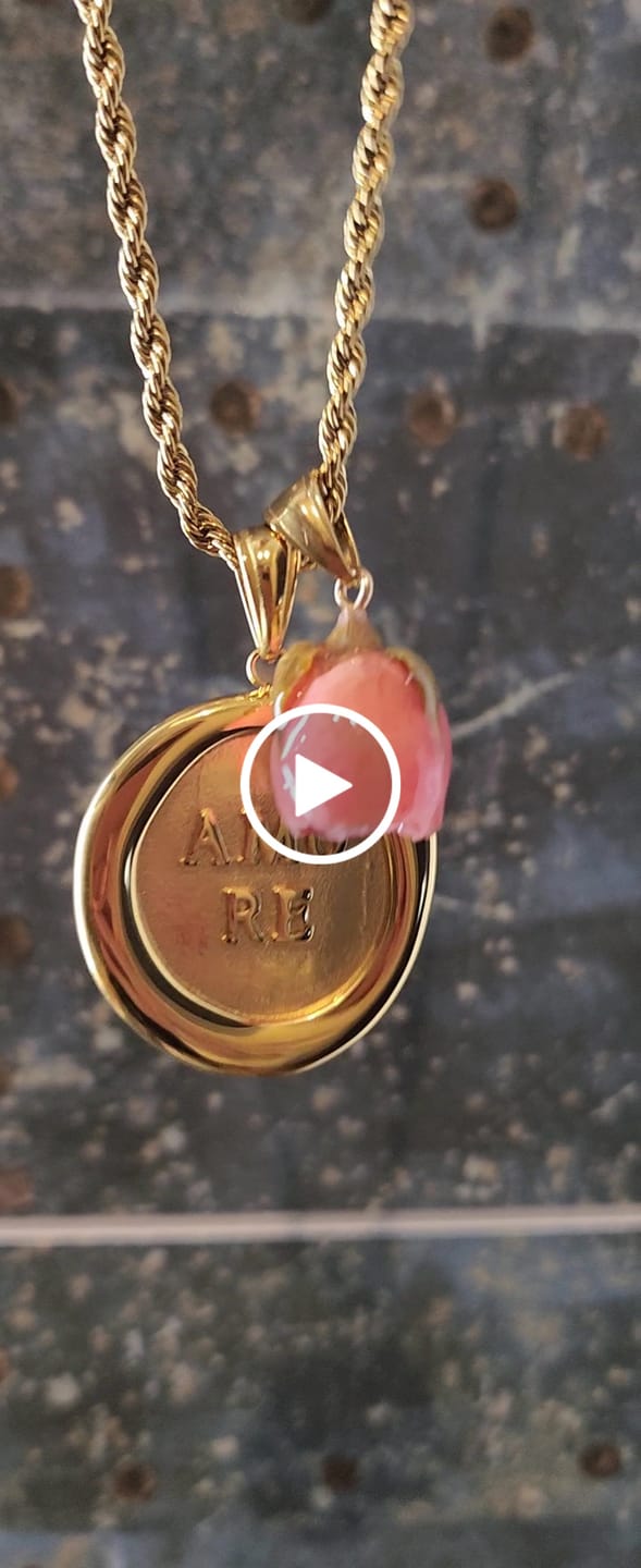 Customer video review of Collana dell'Amore ♡