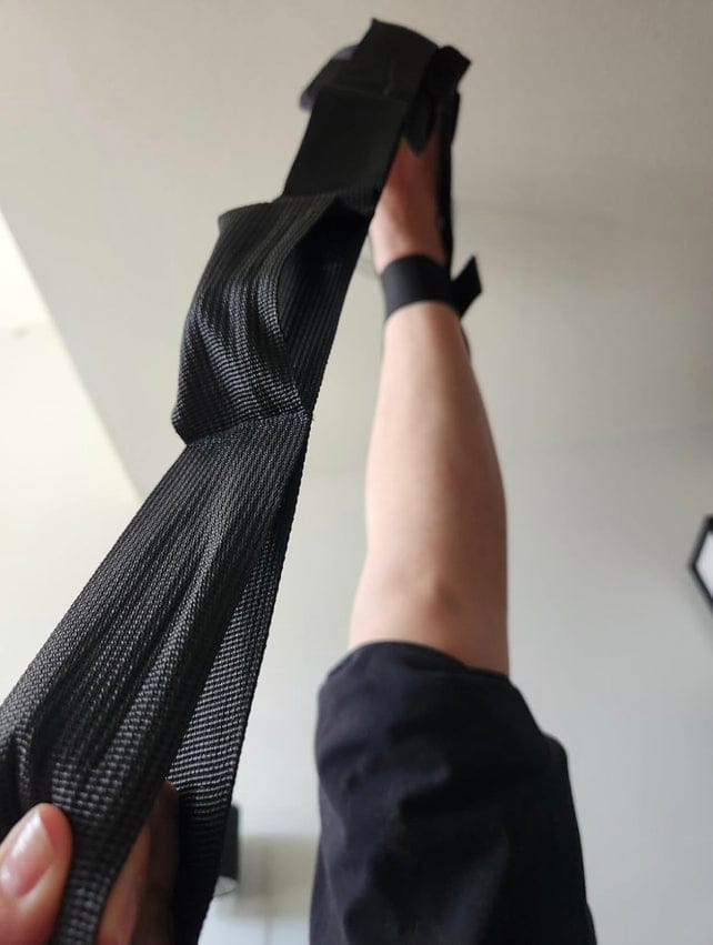 Customer photo review of Relieve Pain In 14 days with the Helvoro Stretching Strap