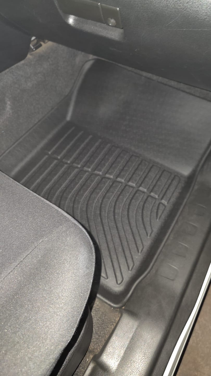 Customer photo review of Pisos Calce Perfecto Suzuki Grand Nomade (2009 - 2019)
