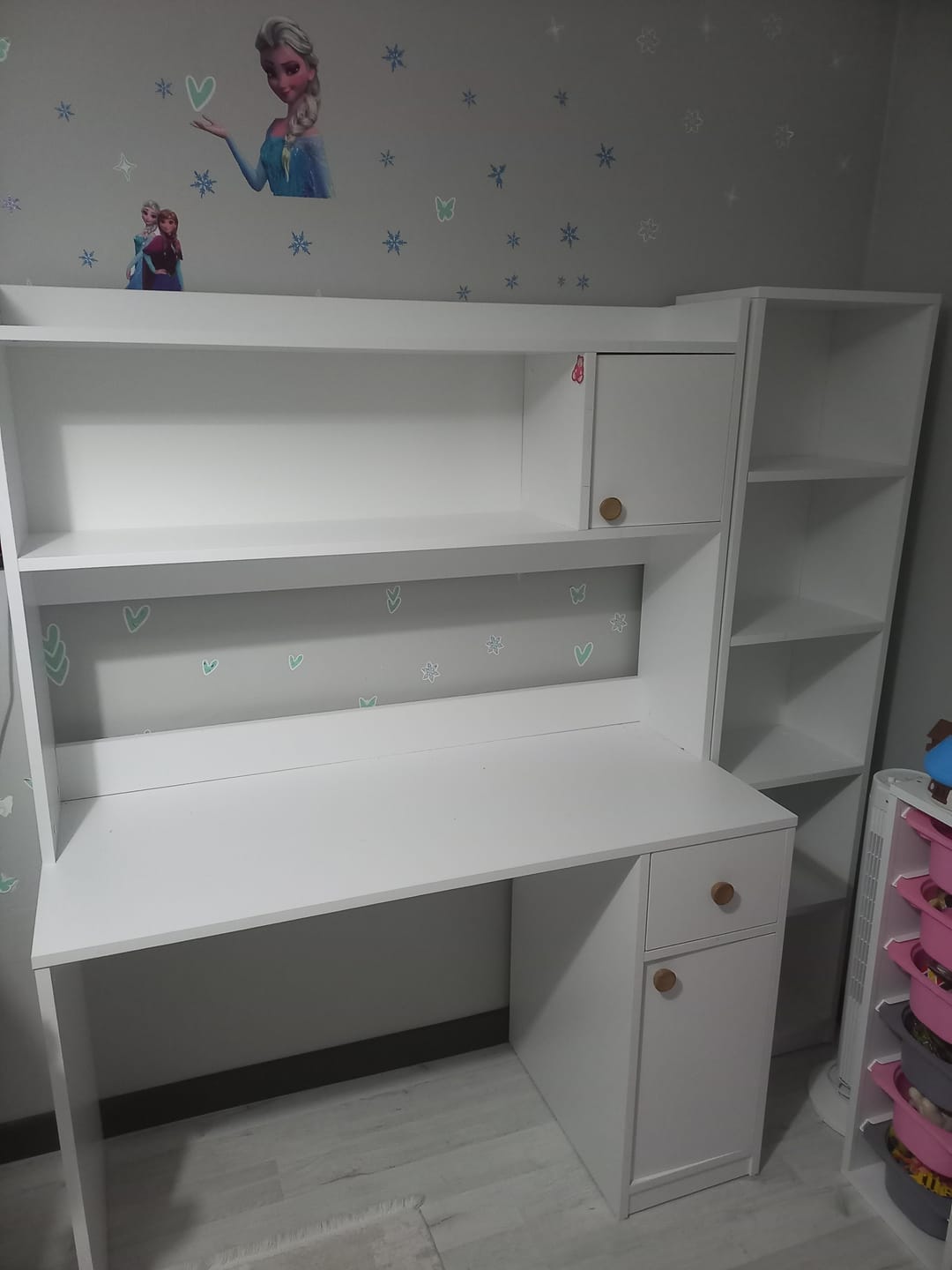 Customer photo review of Rani HA148 Çekmeceli Kitaplıklı Çalışma Ofis Bilgisayar Masası Beyaz