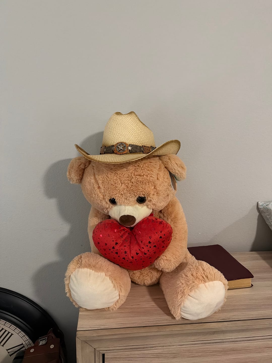 Customer photo review of Star Central Straw Hat