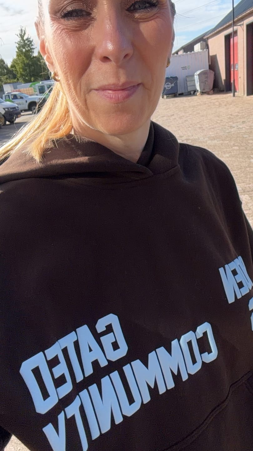 Customer photo review of GATED COMMUNITY HOODIE DARK BROWN/LIGHT BLUE