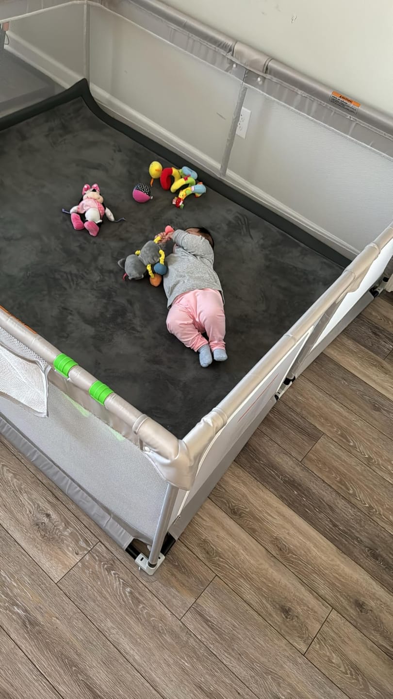 Customer photo review of Huggello™ - Alfombra de Juego Antigolpes