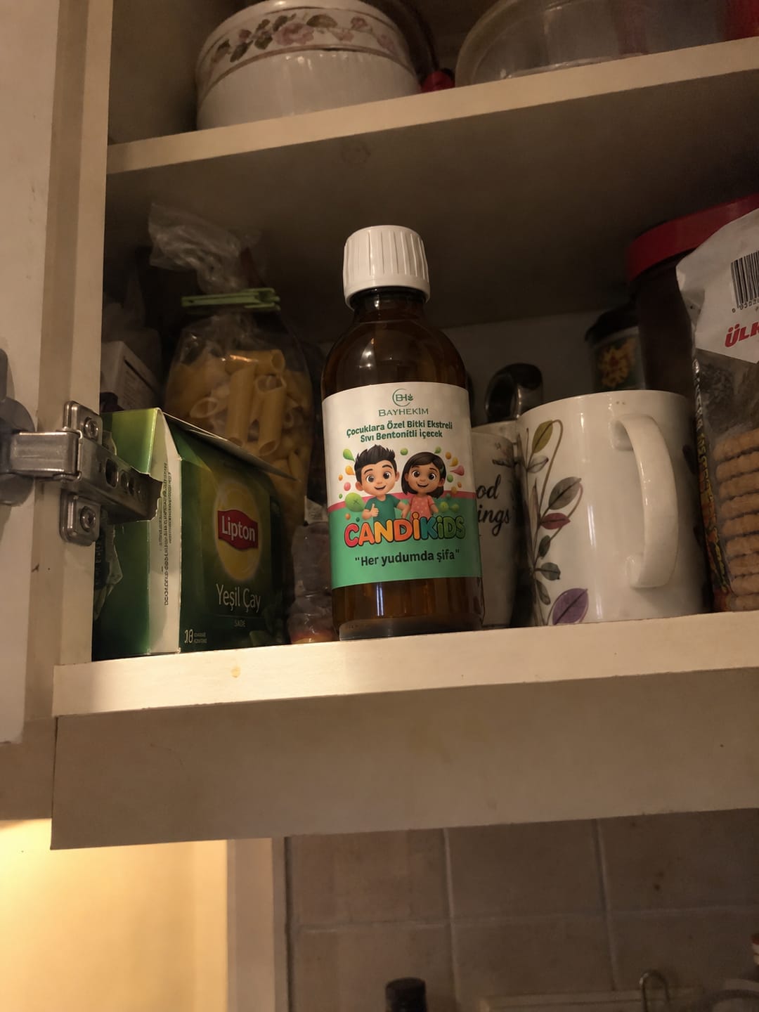Customer photo review of BayHekim Candikids Çocuklara Özel Bitki Ekstreli Ve Sıvı Bentonitli İçecek 250 Ml.