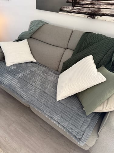 Customer photo review of Cosy Couch - Couch Cover
