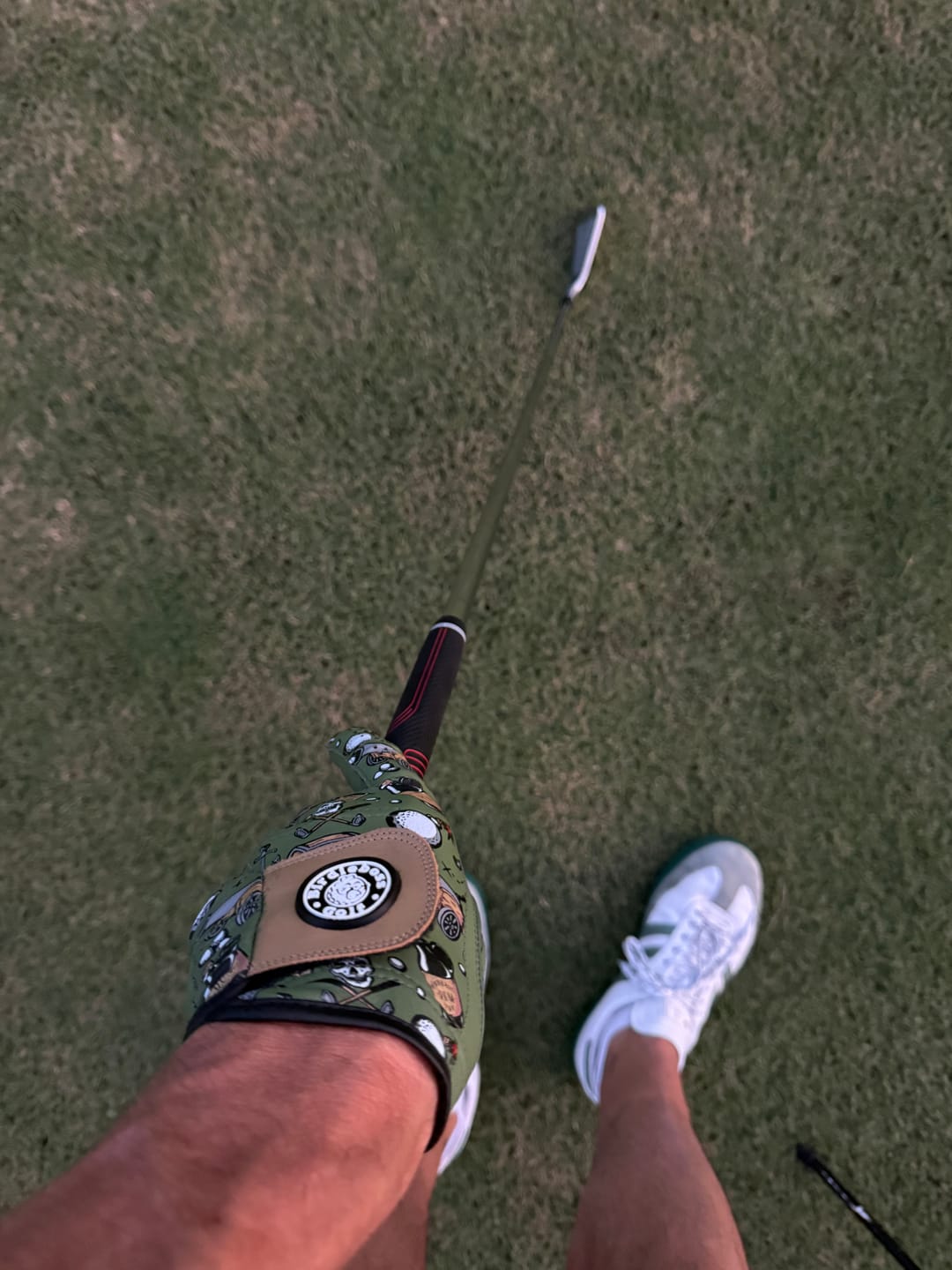 Customer photo review of Plundering Pirate Glove Green