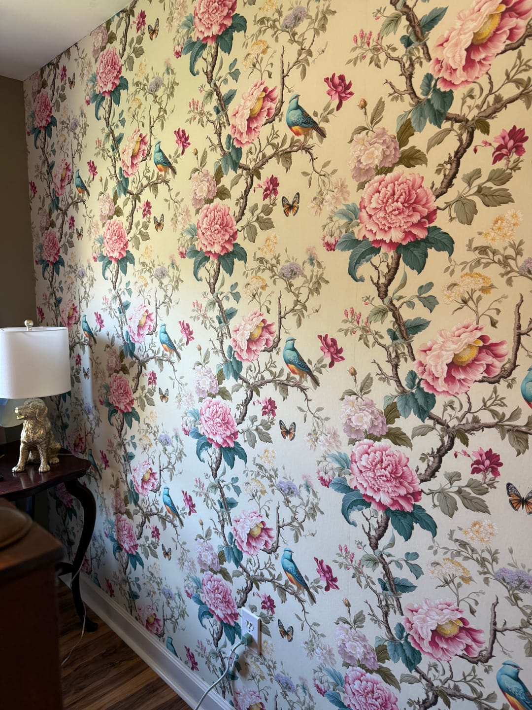 Customer photo review of Avianesque - Chinoiserie Birds and Flowers Pattern Wallpaper Mural