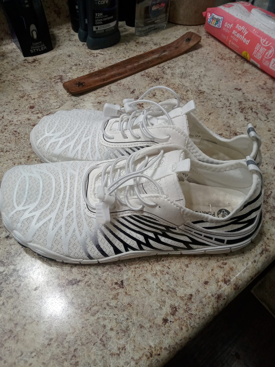 Customer photo review of Lorax Pro - Healthy & non-slip barefoot shoes (Unisex) (BOGO)