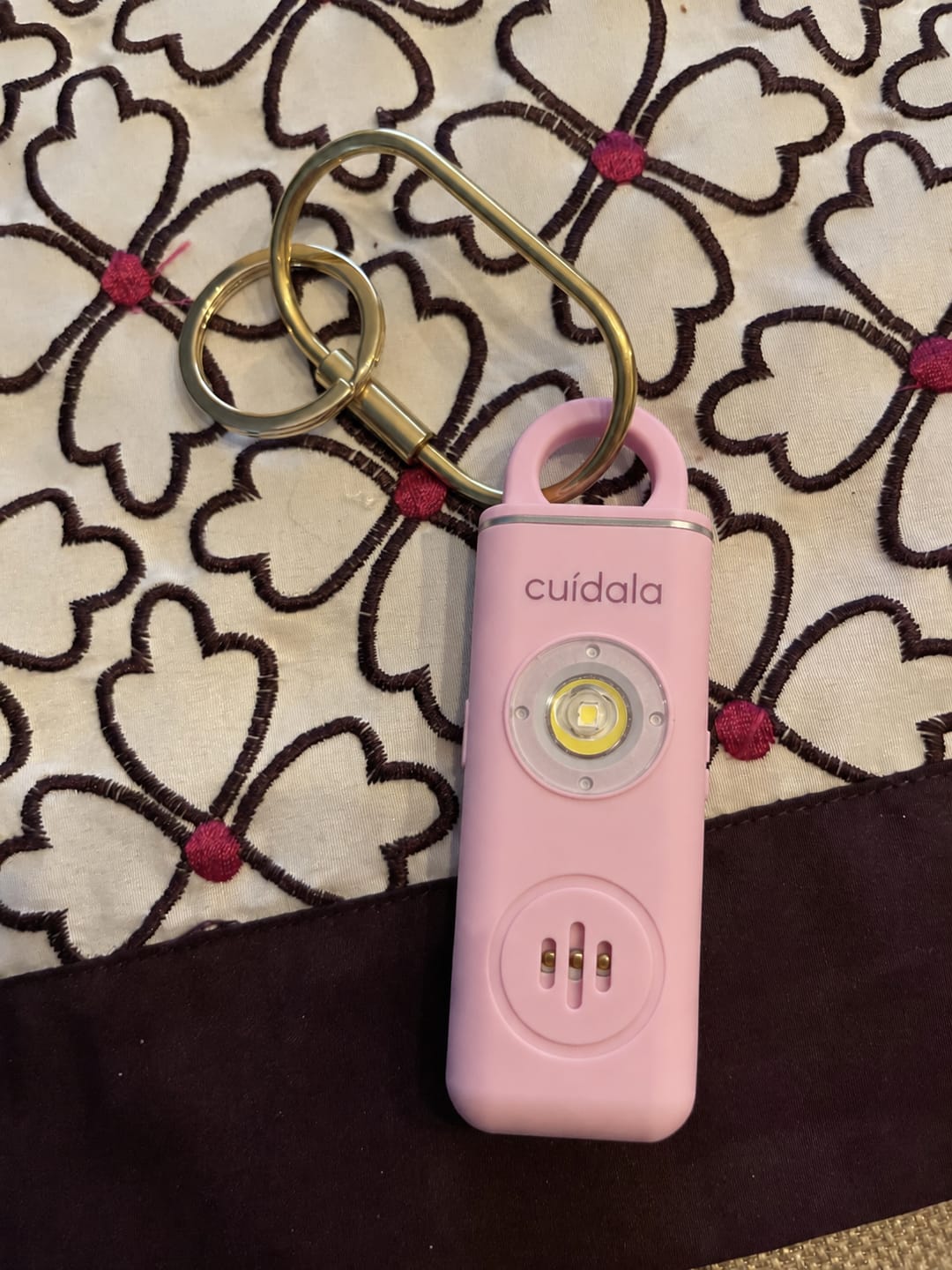 Customer photo review of Alarma Personal Cuidala
