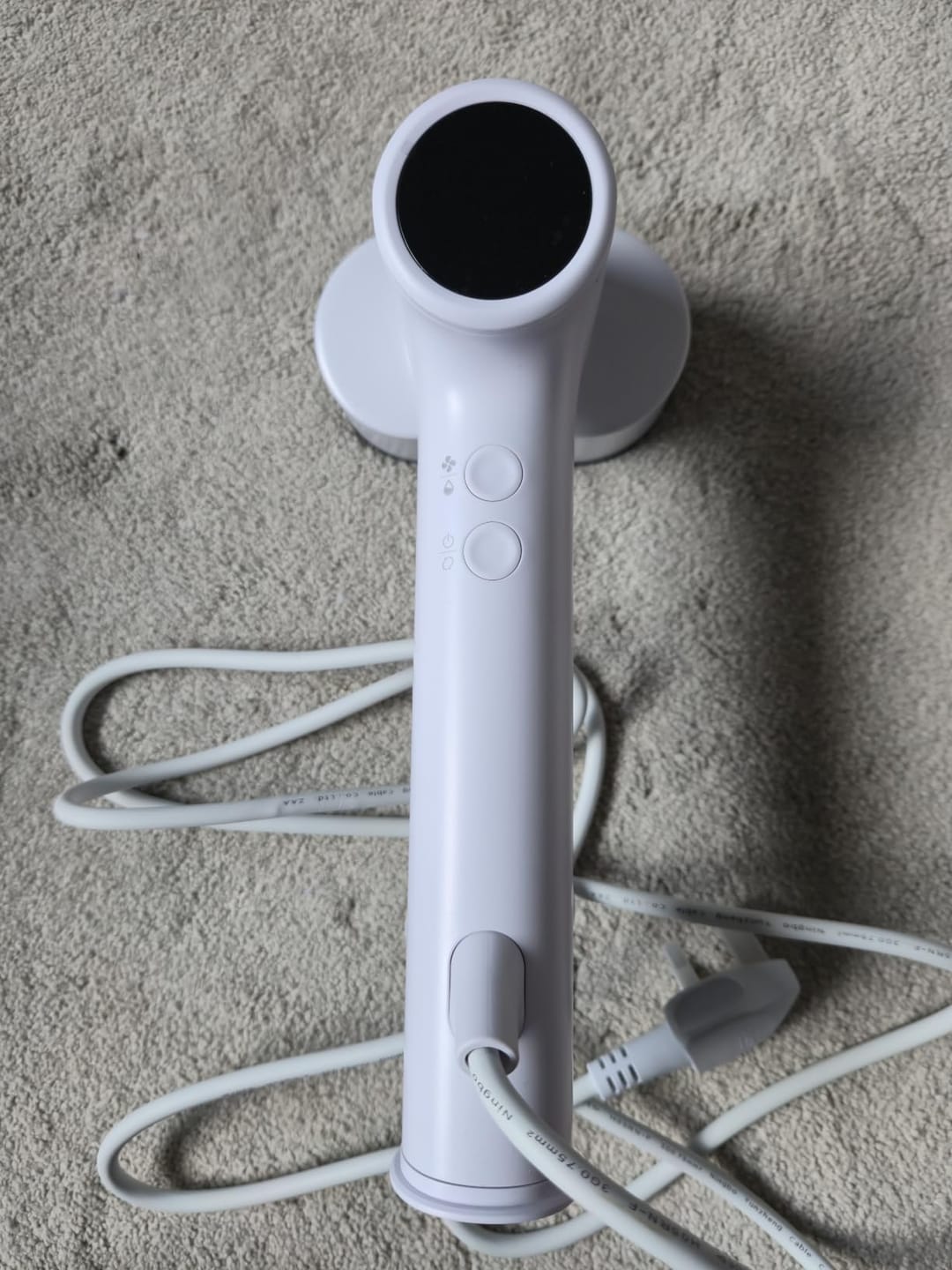 Customer photo review of f20 Handheld Clothes Steamer Pro with Suction