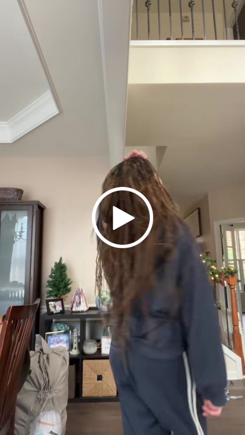 Customer video review of #4/#30 Mix Color Blend Body Wave Bulk Human Braiding Hair