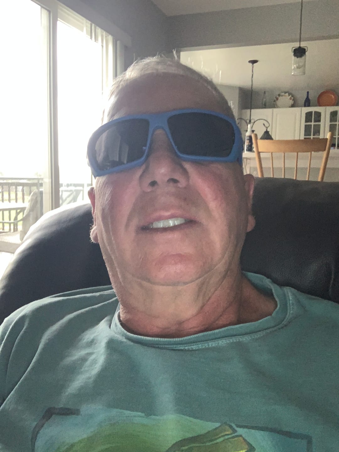 Customer photo review of Grizzly Fishing™ Pro Sunglasses Kit