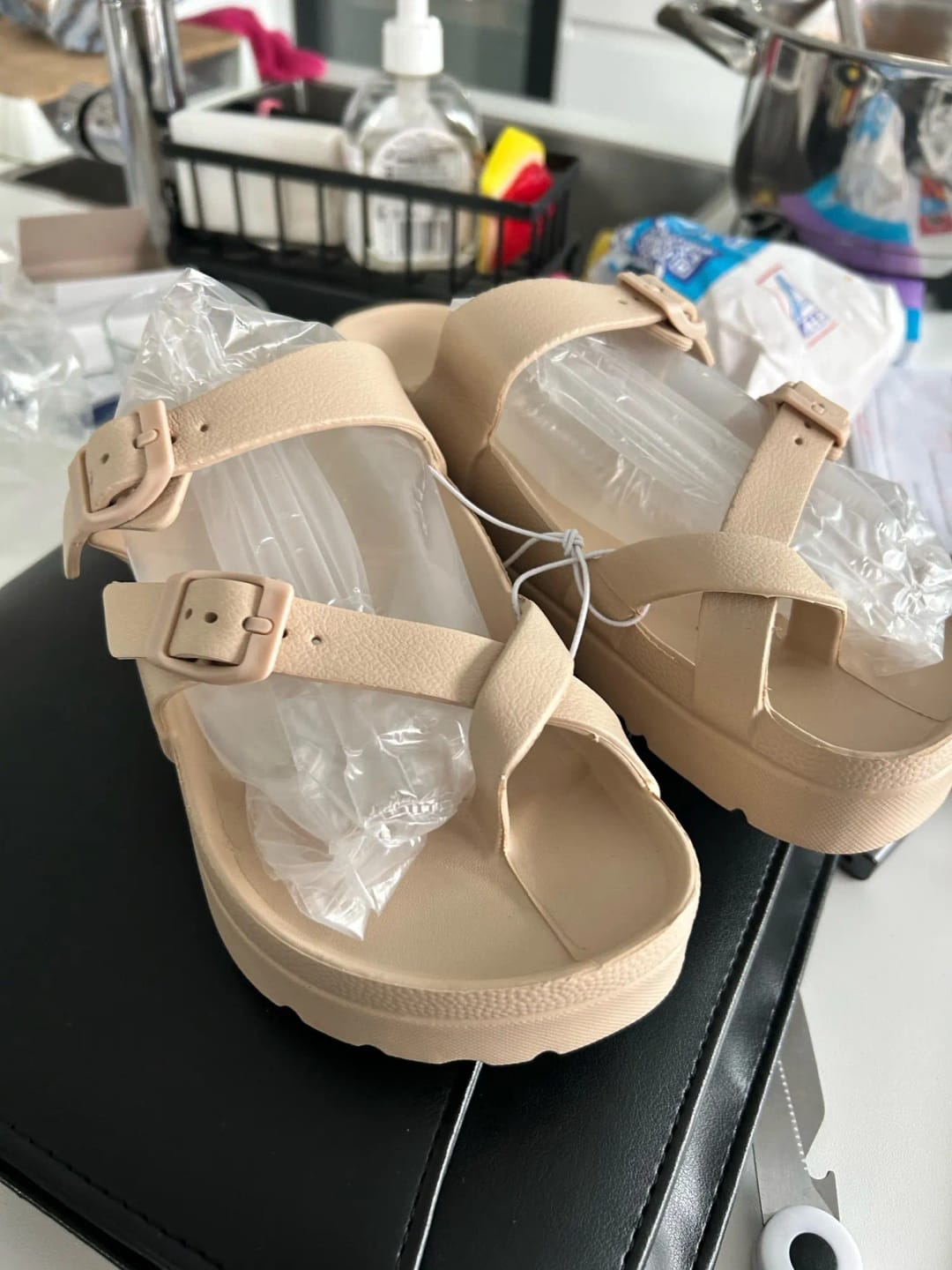Customer photo review of Snuggi Arch Support Platfrom Sandals