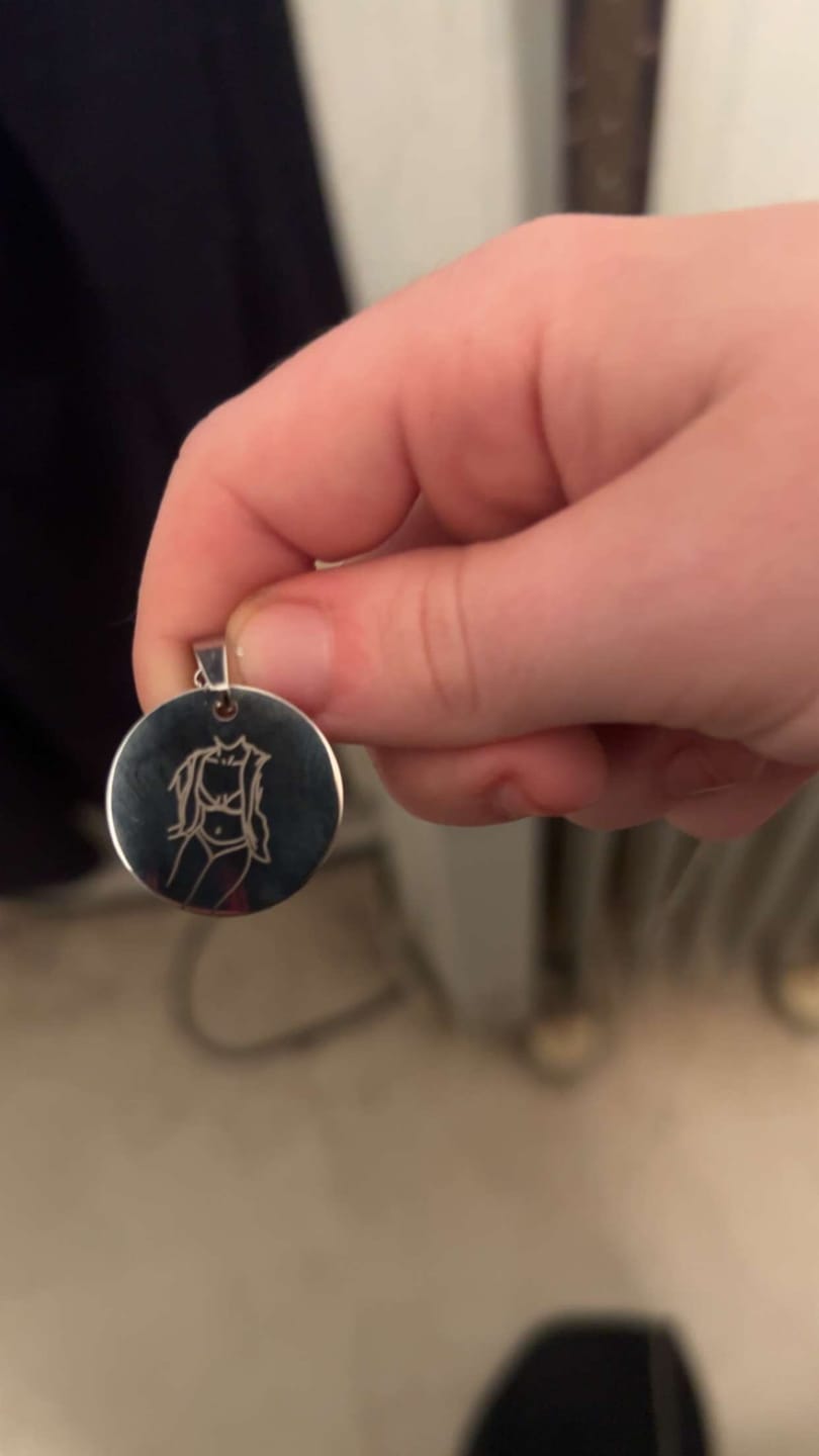 Customer photo review of Spicy Custom Engraved Photo Circle Necklace