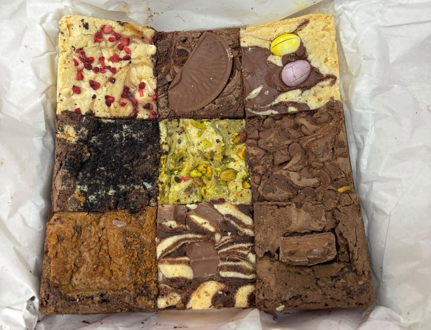 Customer photo review of Brownie & Blondie Mixed Box