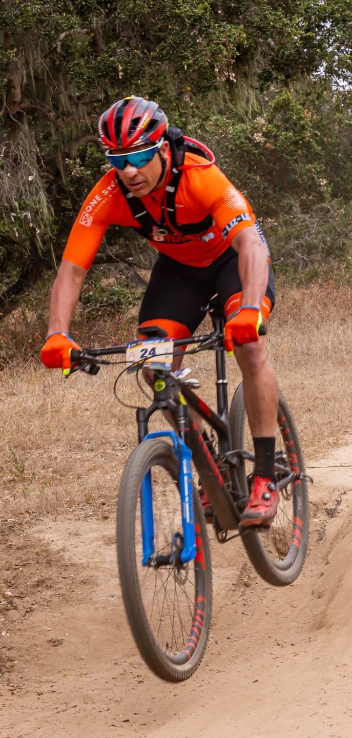 Customer photo review of Race 2.0 2L Hydration Pack