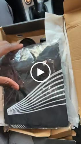 Avis vidéo d'un client sur Adidas Predator 24 Elite Fold-over Tongue FG Belligold - Noir/Doré Édition Limitée