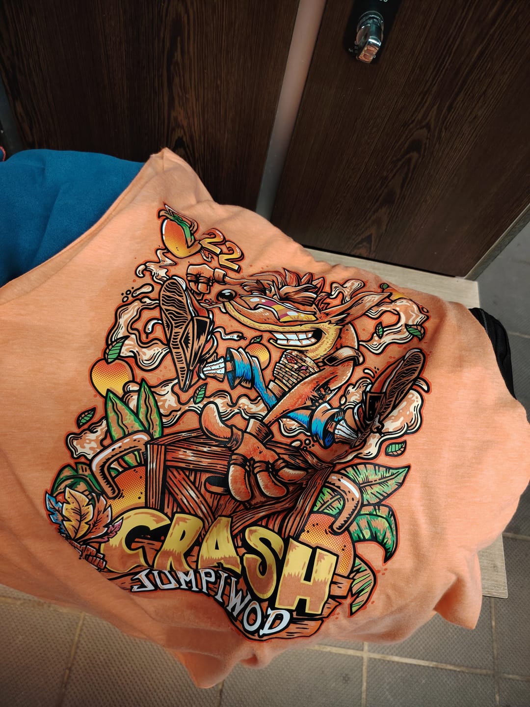 Customer photo review of CRASH JUMPIWOD - UNISEX