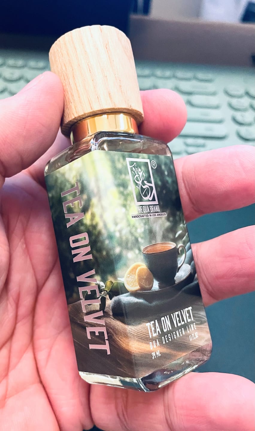 Customer photo review of Tea On Velvet