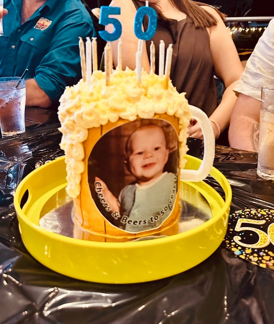 Customer photo review of 15 cm Round Custom Edible Icing Image