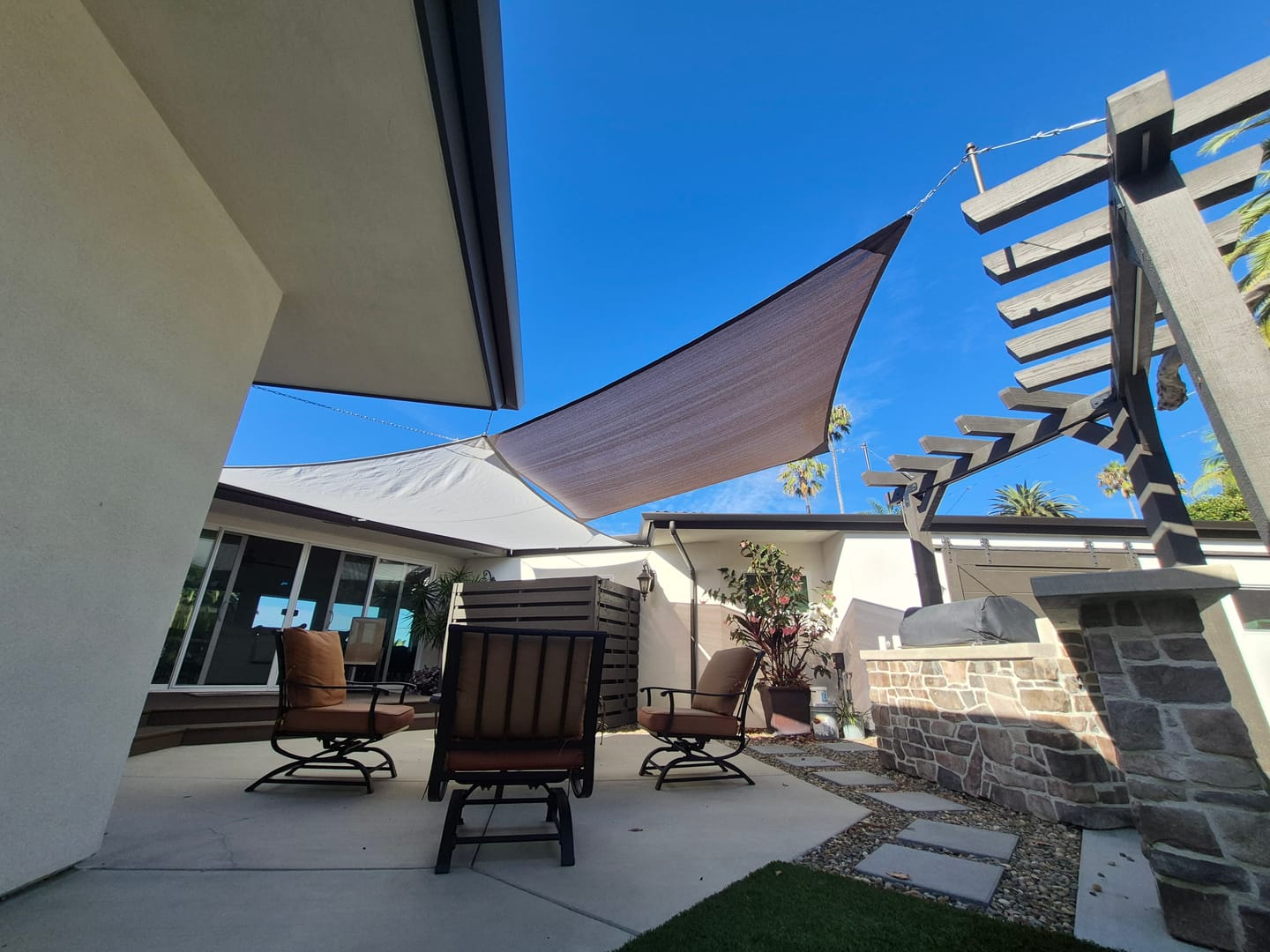 Customer photo review of Heavy Duty 304 Shade Sail Installation Hardware Kit