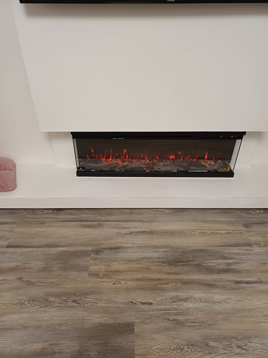 Customer photo review of Lumea Fires Elektrische sfeerhaard 3D Trivaro 42″ inch – 107 cm
