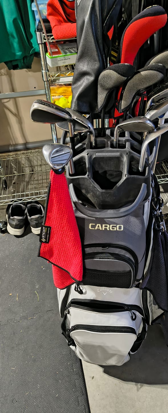 Customer photo review of STICKIT Magnetic Mini Golf Towel