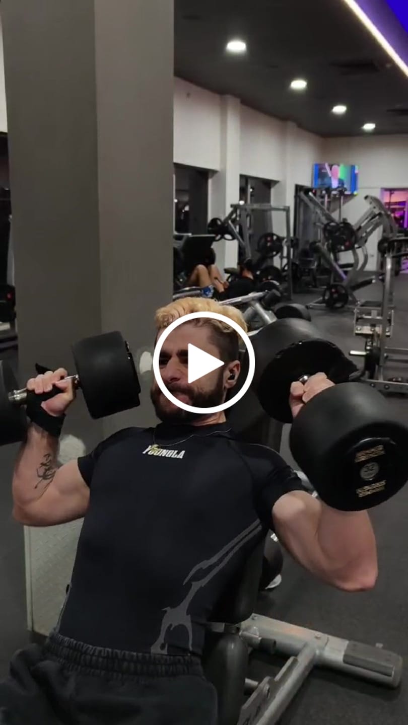 Customer video review of 4067 - Gothic Compression Tees