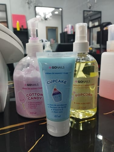 Customer photo review of Crema de Manos y Pies - Cotton Candy 500 ml