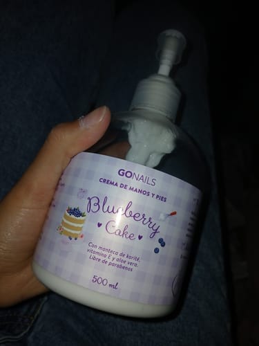 Customer photo review of Crema de Manos y Pies - Blueberry Cake 500 ml