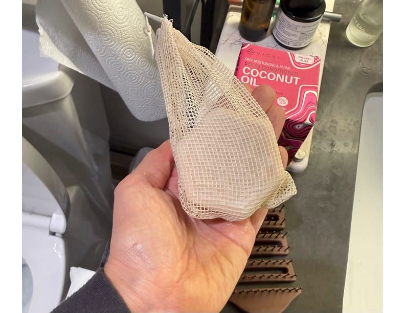 Customer photo review of Coconut Oil Repair Shampoo Bar – Damaged Hair | VIORI