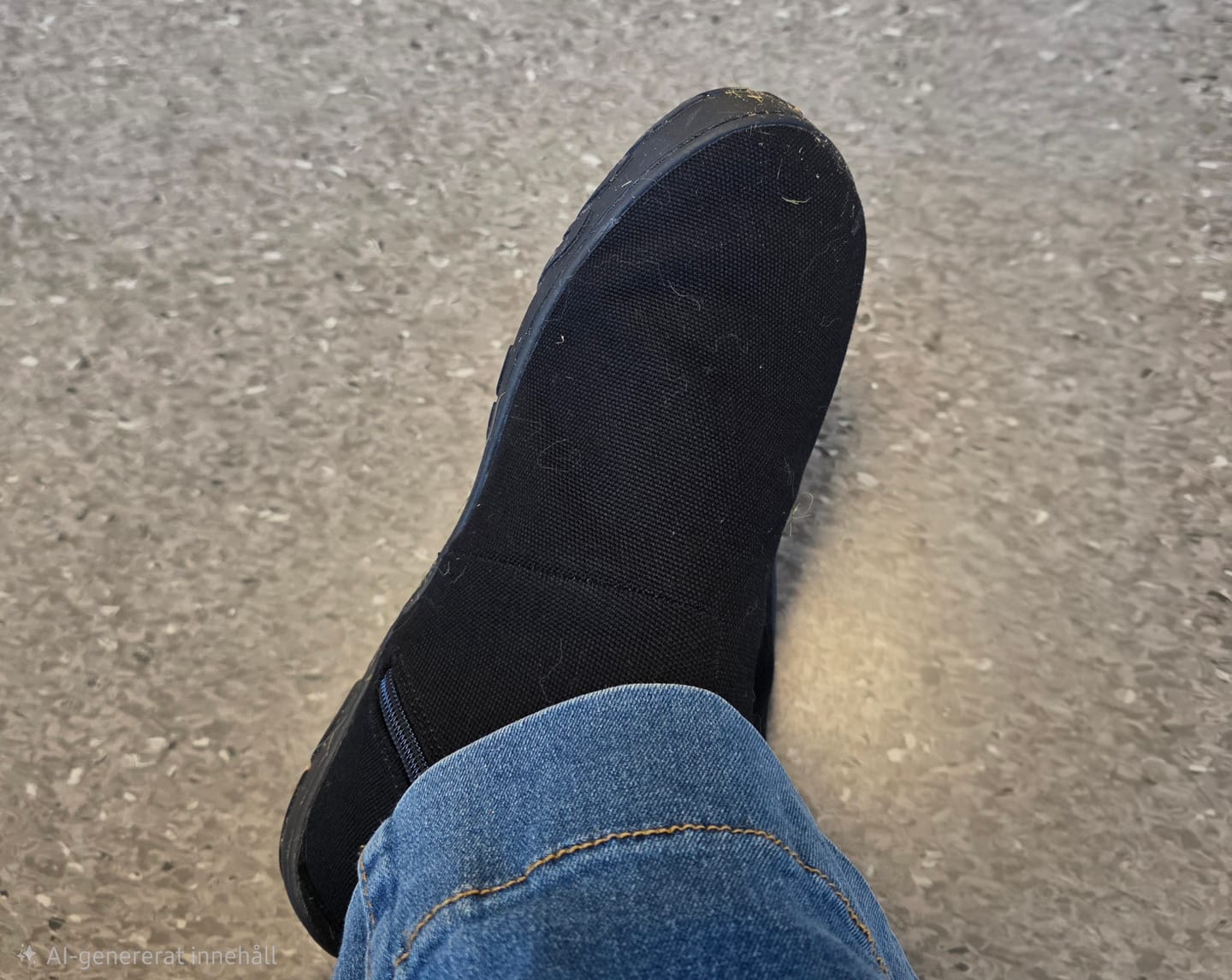 Customer photo review of Vaistoa Kajo 2 | Barefoot Chelsea Boots